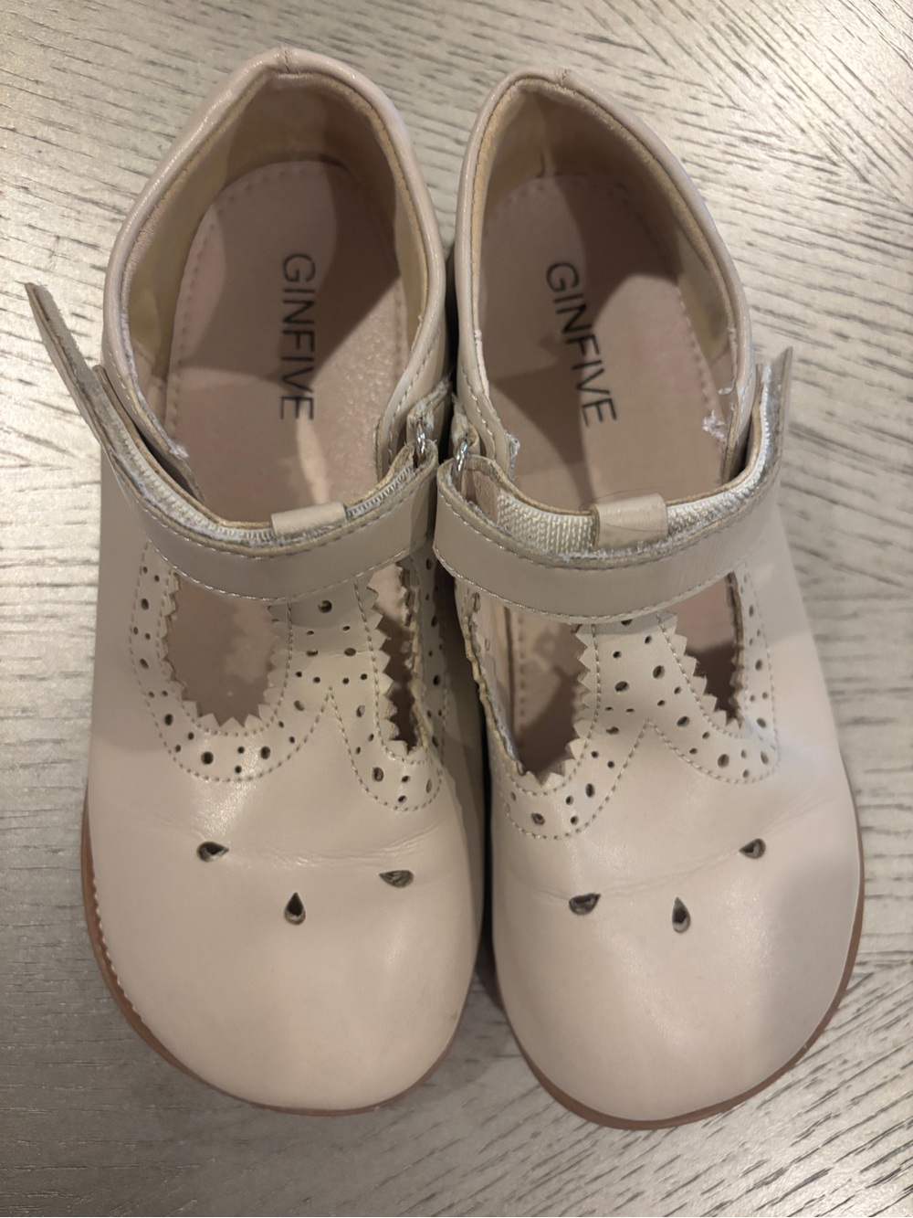 Cream Mary Jane Dress Shoes for Kids